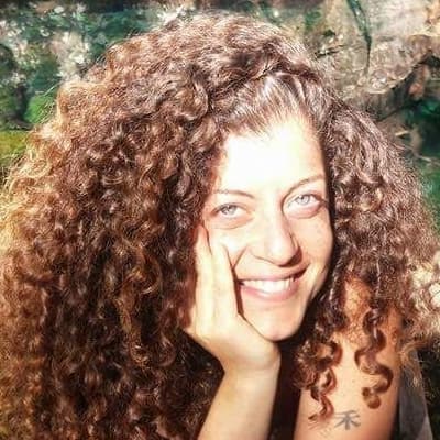 מטפל/ת בכוסות רוח - צופי פרנקל